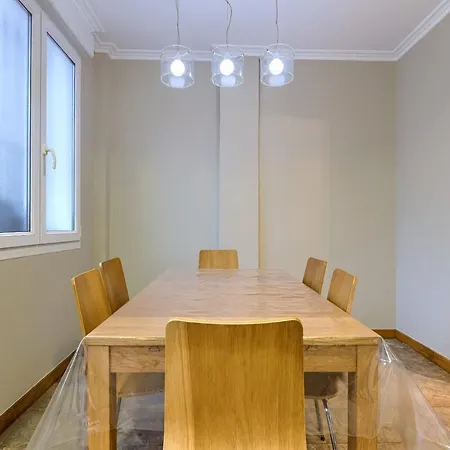 Апартаменти Encanto Y Confort En Calle Epalza - Tu Familia En El Corazon De *