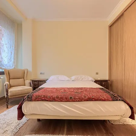 Encanto Y Confort En Calle Epalza - Tu Familia En El Corazon De * Bilbao