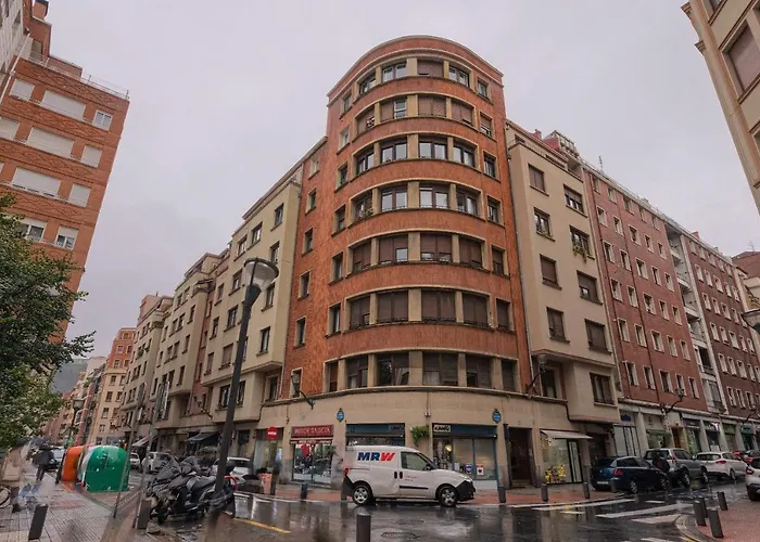 Encanto Y Confort En Calle Epalza - Tu Familia En El Corazon De Bilbao