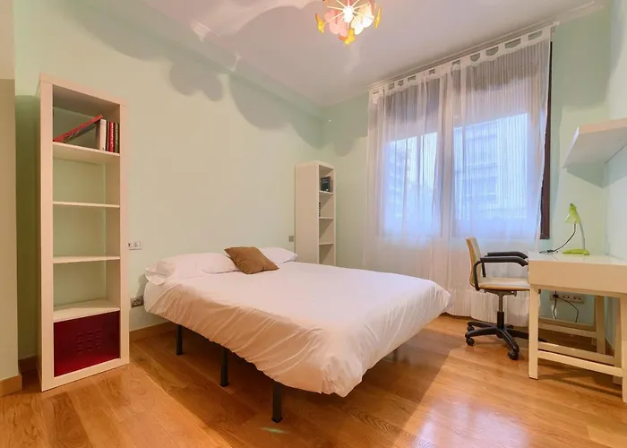 Encanto Y Confort En Calle Epalza - Tu Familia En El Corazon De